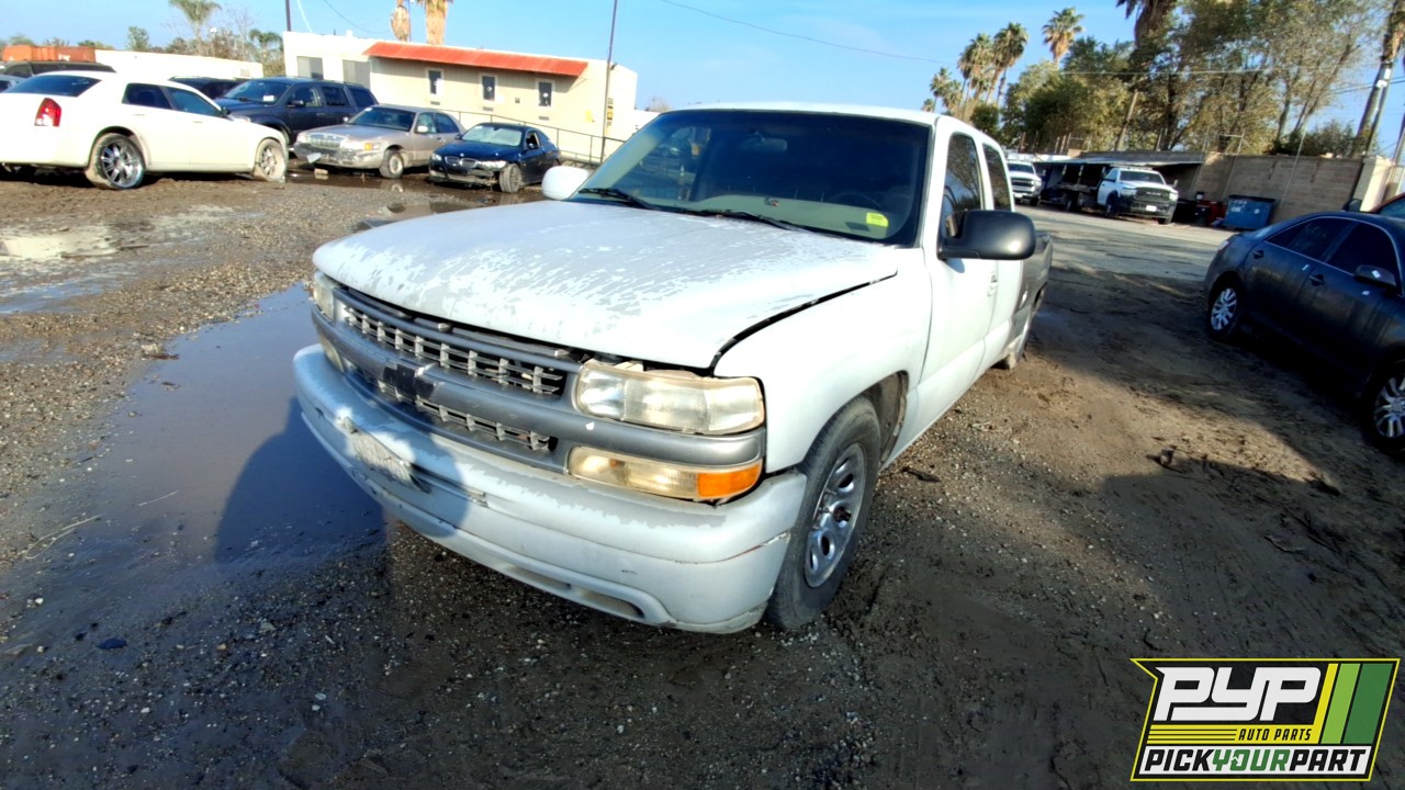 2001 CHEVROLET SILVERADO 1500 available for parts