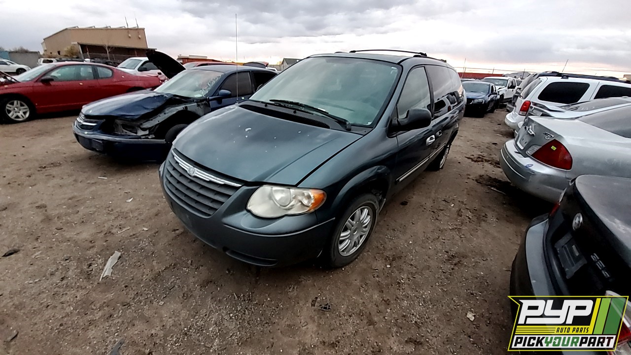 2006 CHRYSLER TOWN & COUNTRY available for parts
