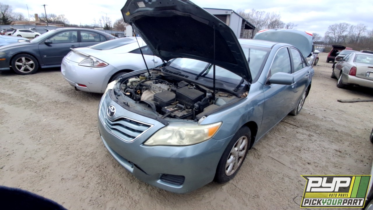 2011 TOYOTA CAMRY partes disponibles