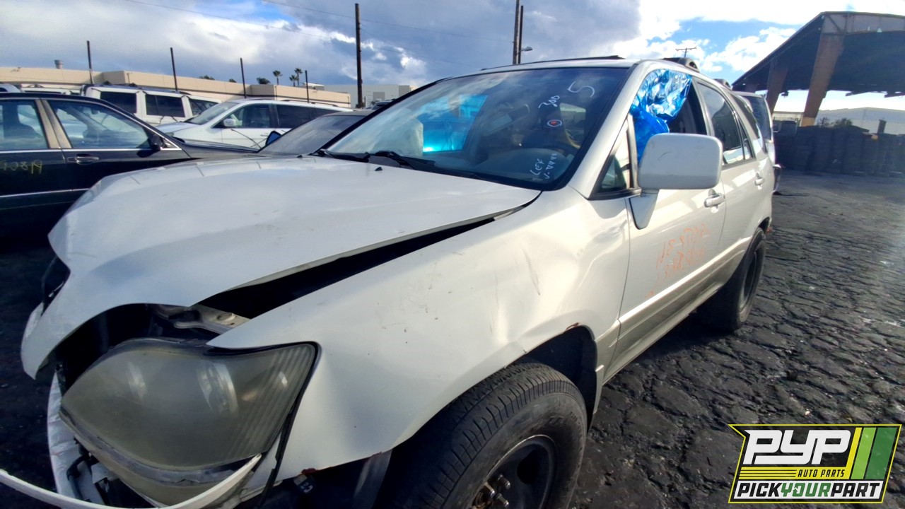 2000 LEXUS RX300 available for parts