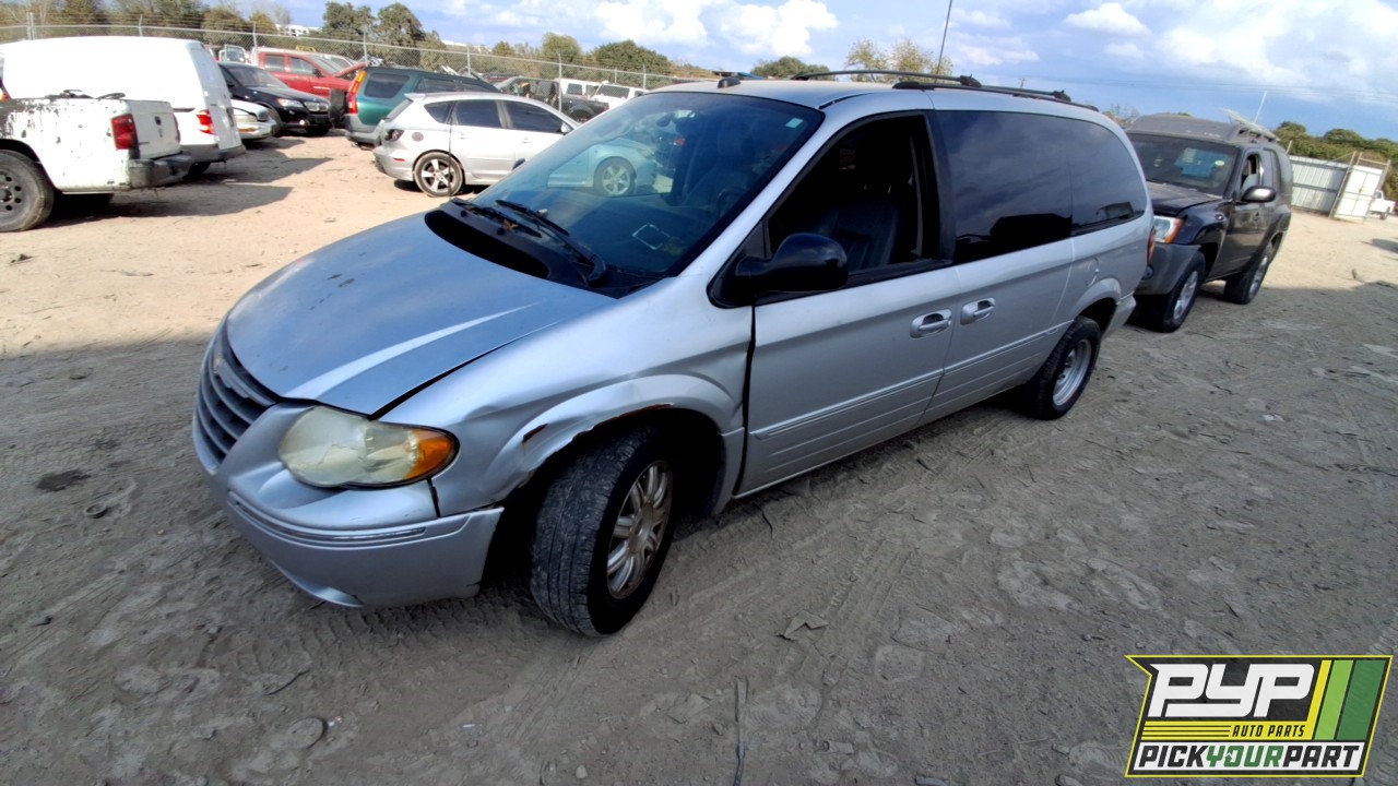 2005 CHRYSLER TOWN & COUNTRY partes disponibles