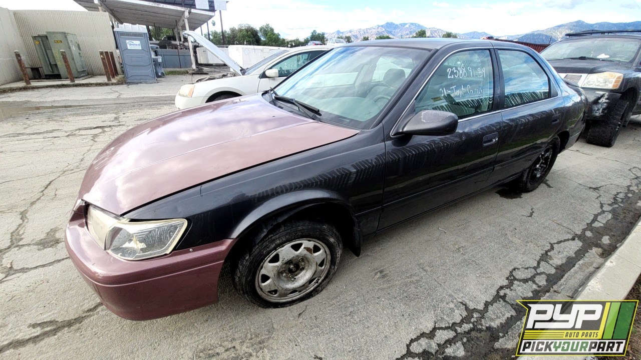 2001 TOYOTA CAMRY available for parts
