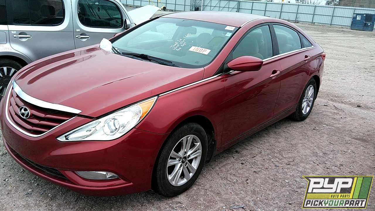 2013 HYUNDAI SONATA available for parts
