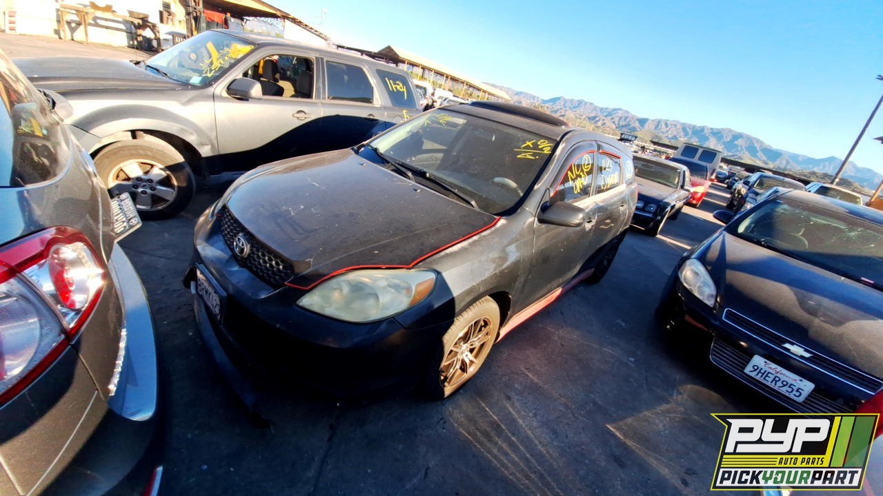 2004 TOYOTA MATRIX available for parts