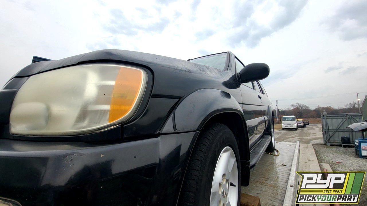 2003 INFINITI QX4 partes disponibles