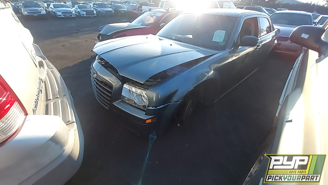 2005 CHRYSLER 300 partes disponibles