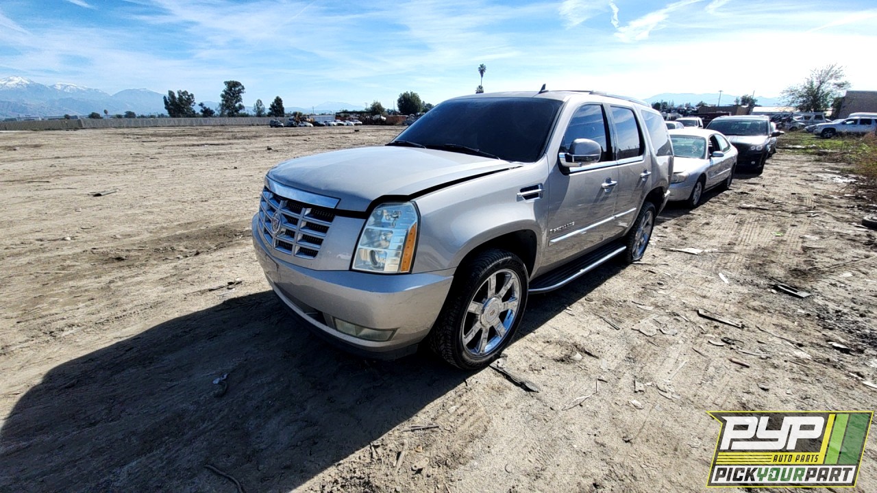 2007 CADILLAC ESCALADE available for parts