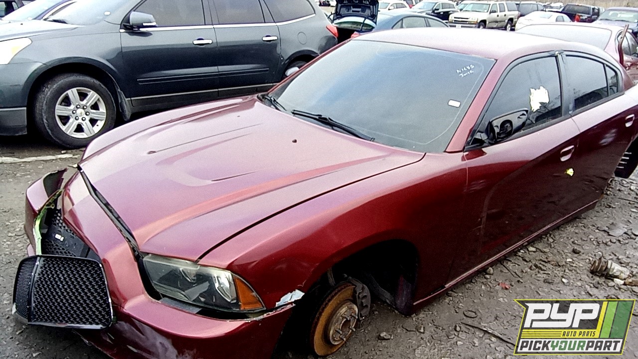 2014 DODGE CHARGER partes disponibles