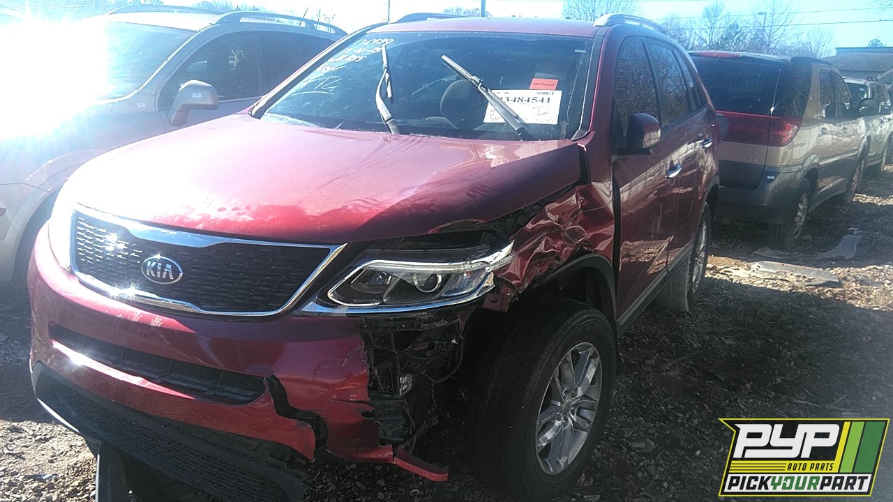 2015 KIA SORENTO available for parts
