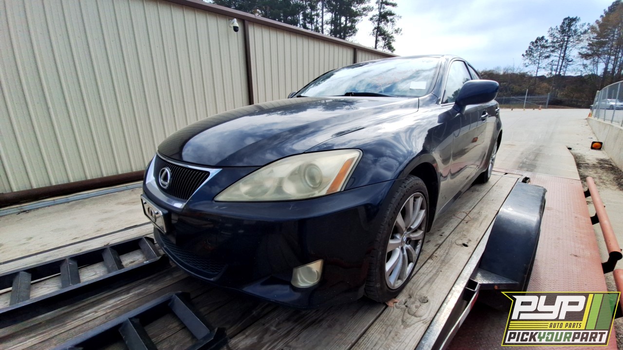 2008 LEXUS IS250 partes disponibles