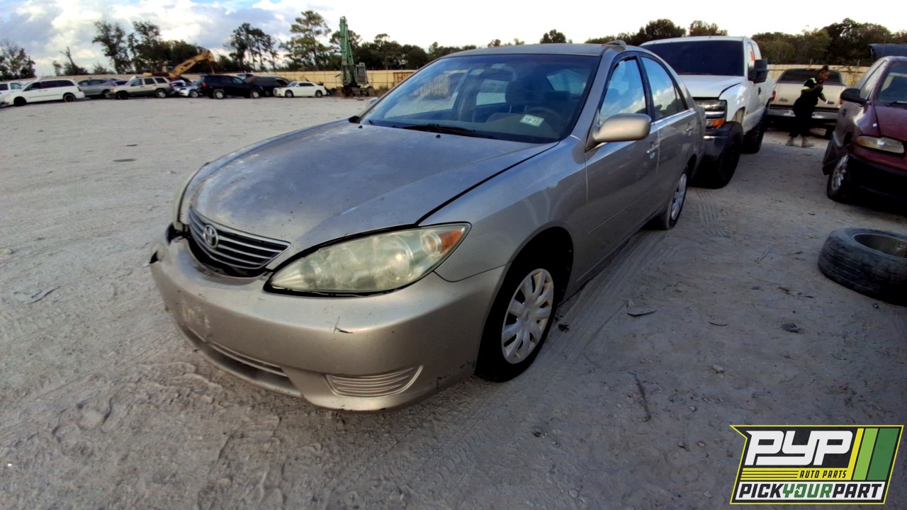 2005 TOYOTA CAMRY partes disponibles