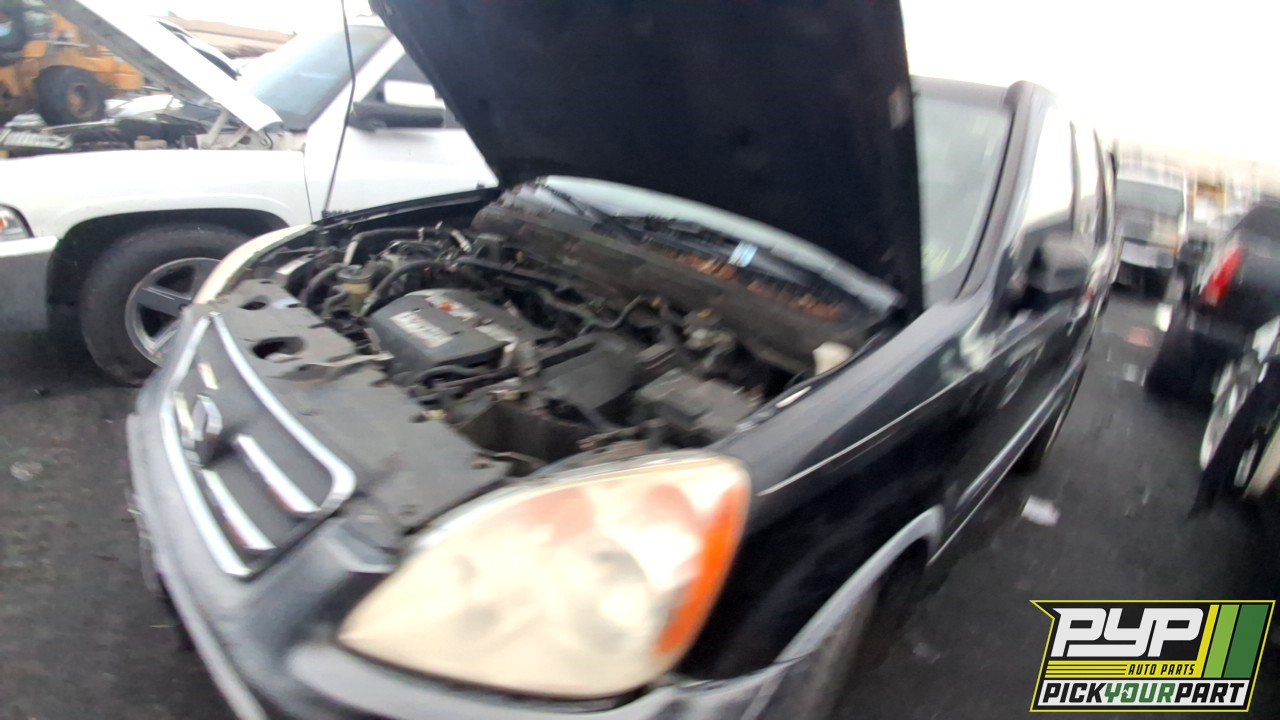 2006 HONDA CR-V available for parts
