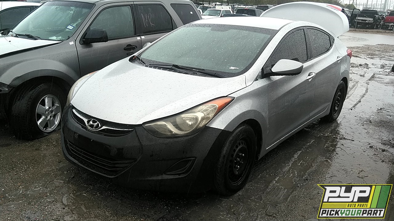 2012 HYUNDAI ELANTRA partes disponibles