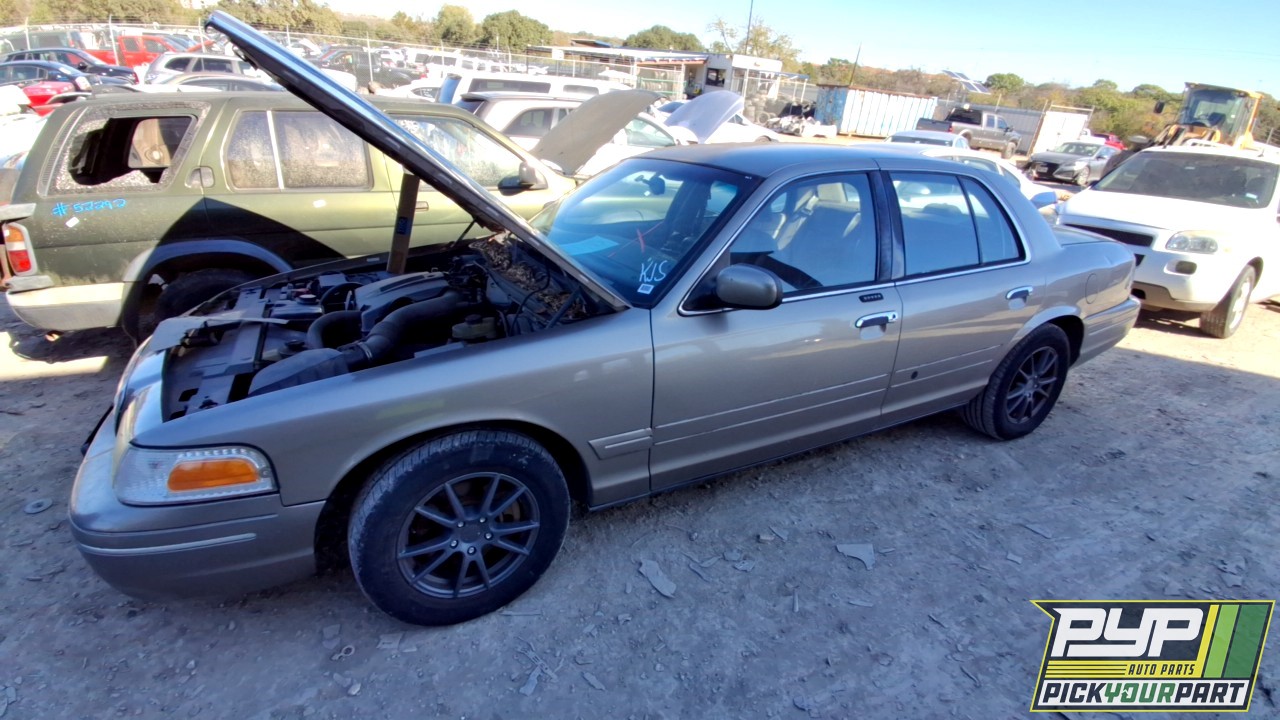 2003 FORD CROWN VICTORIA partes disponibles