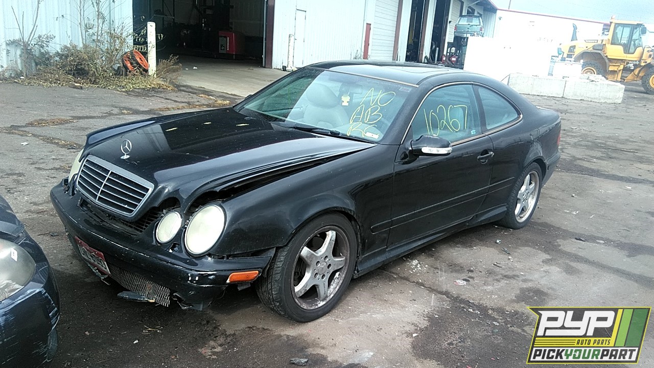2002 MERCEDES-BENZ CLK430 partes disponibles