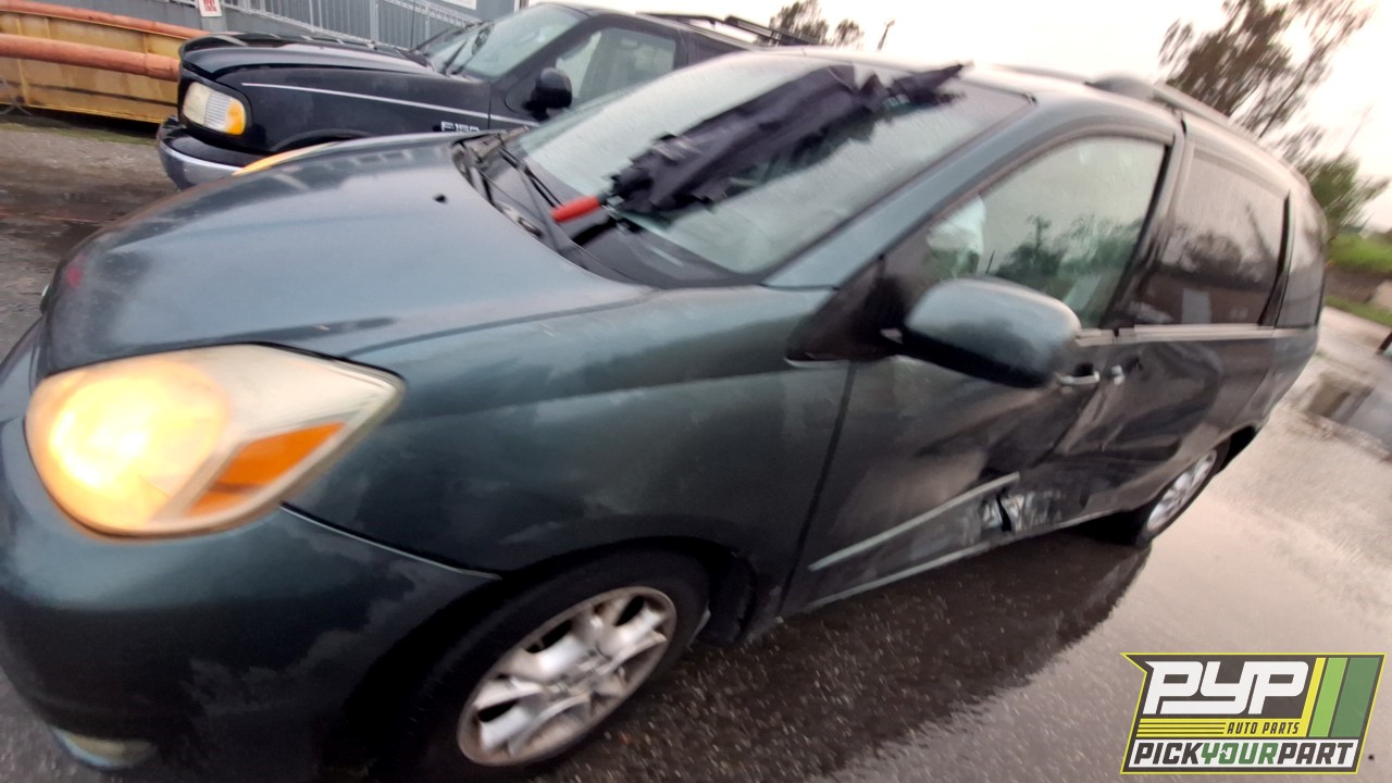 2005 TOYOTA SIENNA available for parts