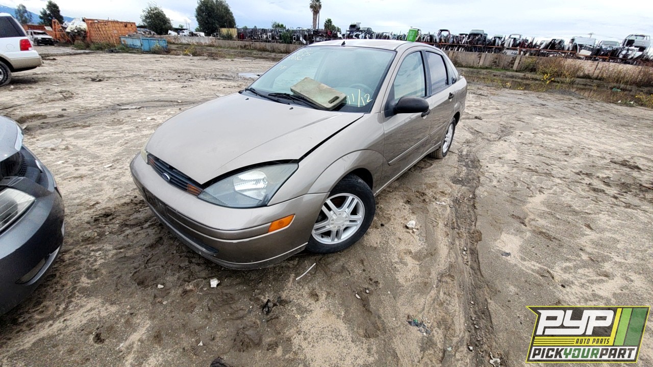 2003 FORD FOCUS available for parts
