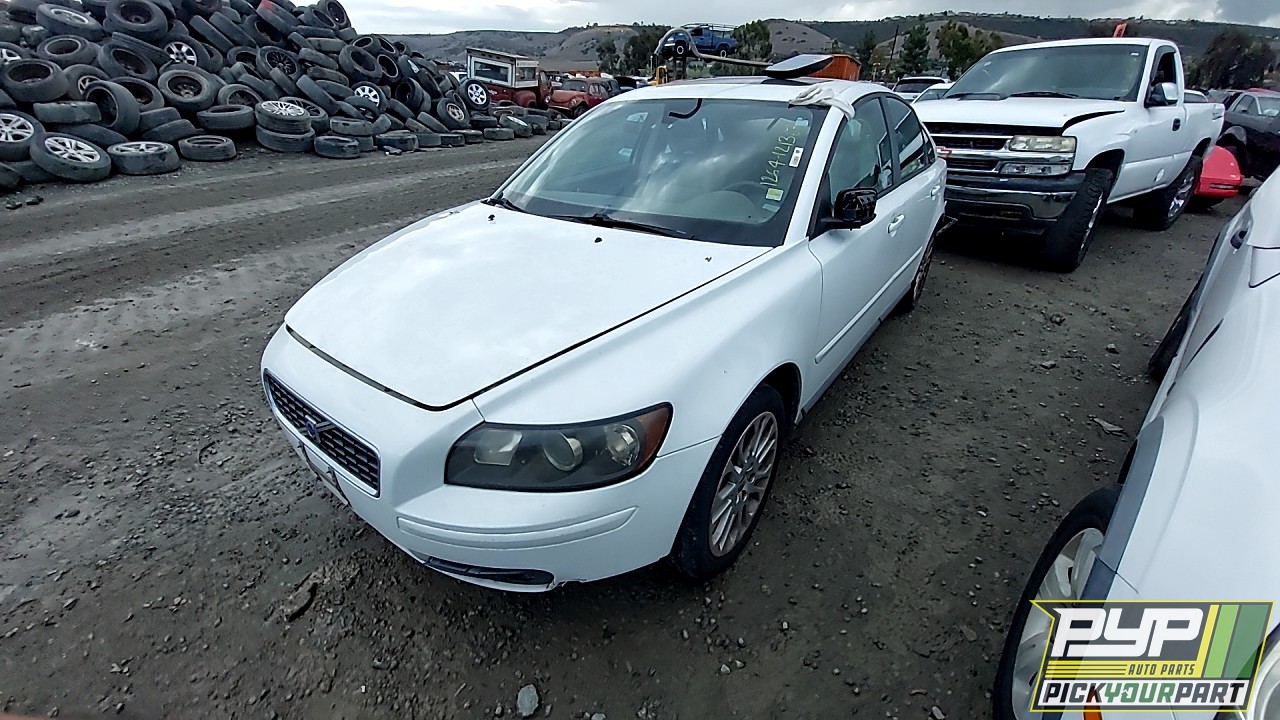 2006 VOLVO S40 partes disponibles