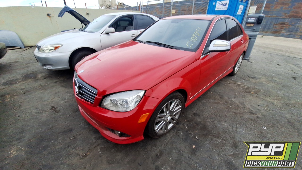 2008 MERCEDES-BENZ C300 partes disponibles
