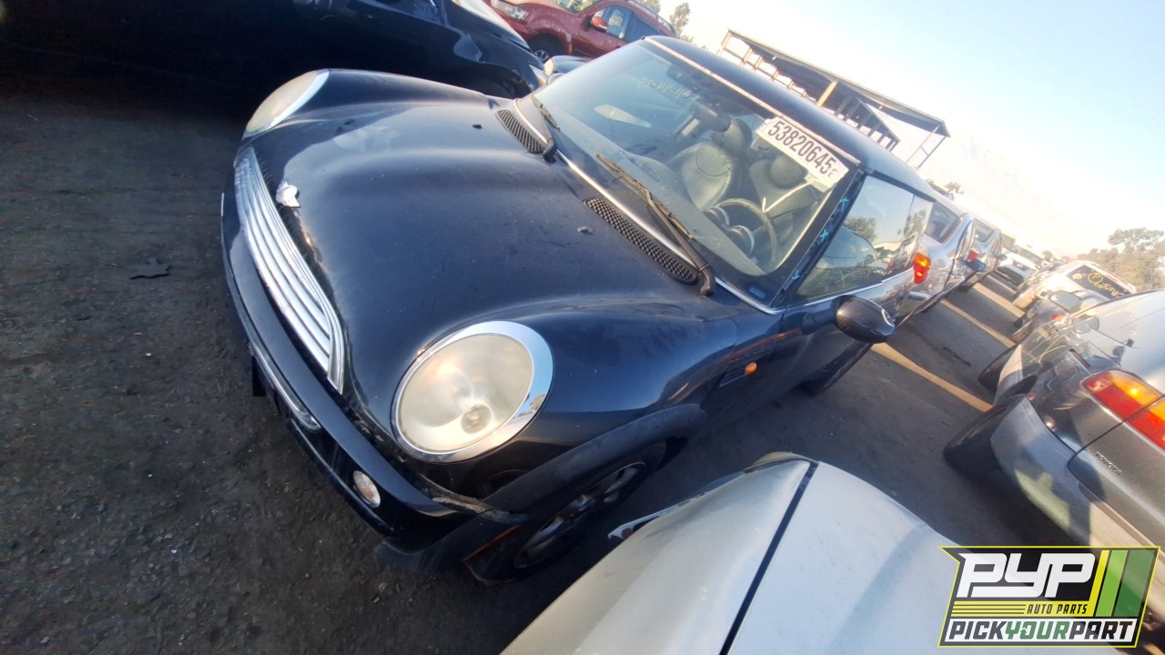 2003 MINI COOPER partes disponibles