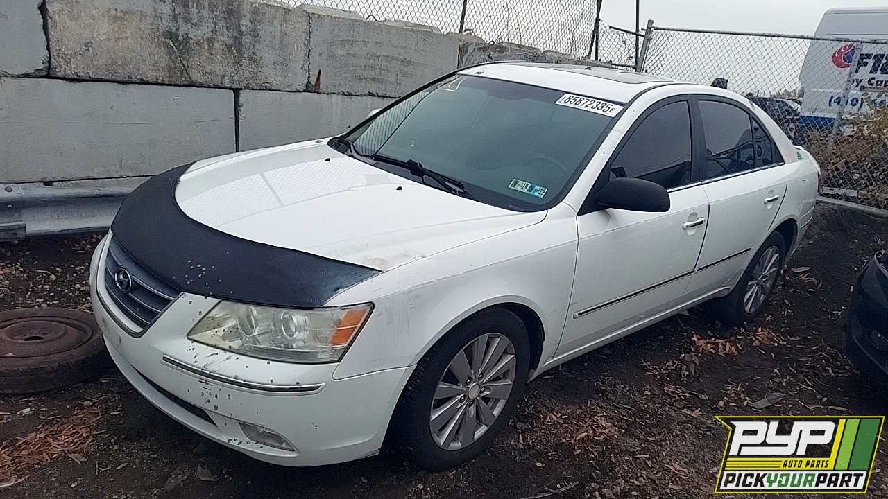 2009 HYUNDAI SONATA available for parts