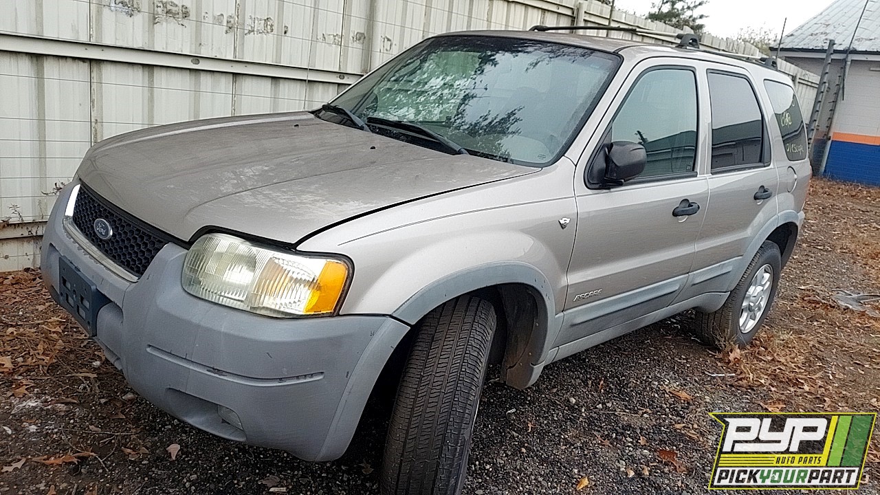 2001 FORD ESCAPE available for parts