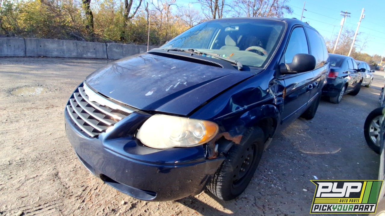 2005 CHRYSLER TOWN & COUNTRY partes disponibles