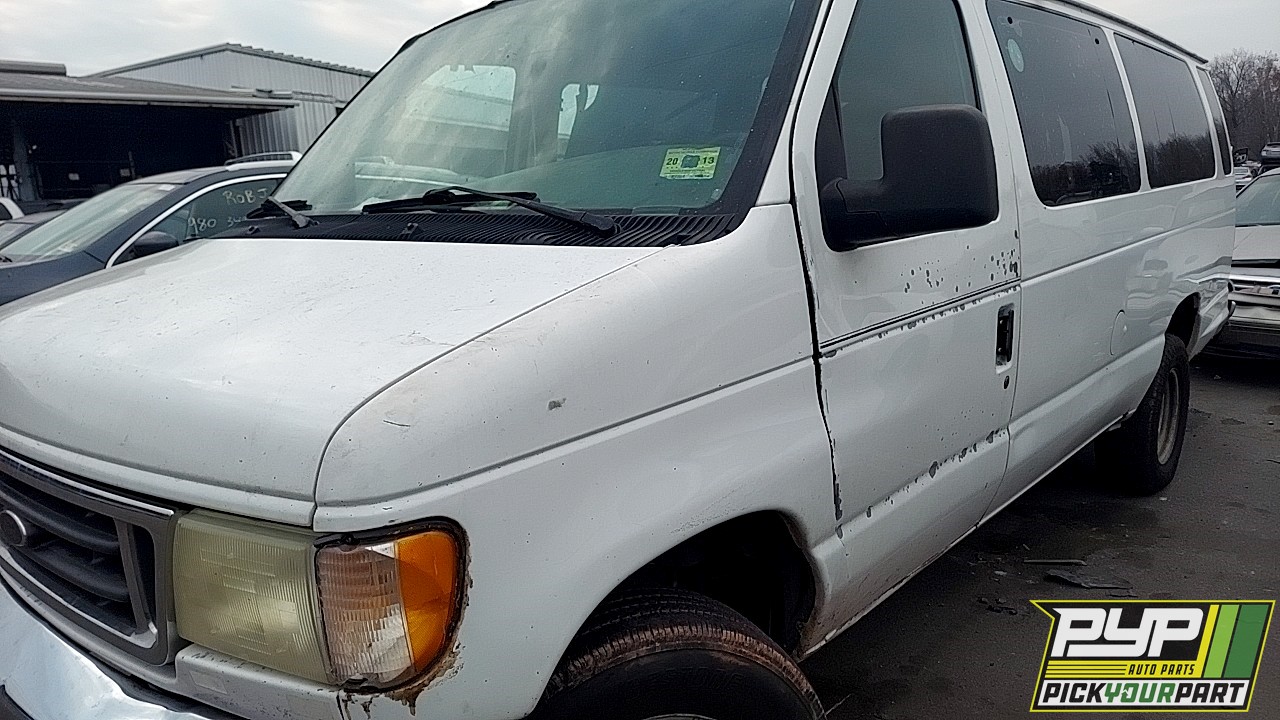 2003 FORD E-350 CLUB WAGON partes disponibles