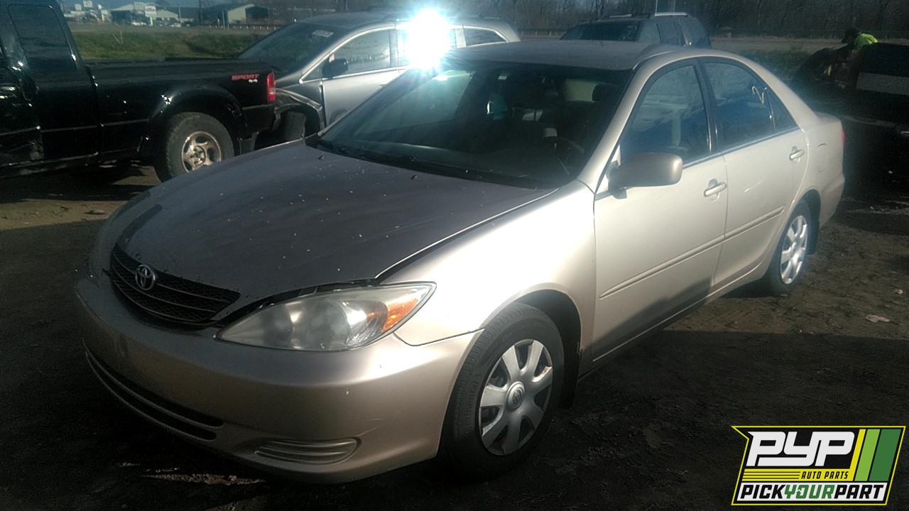 2004 TOYOTA CAMRY partes disponibles