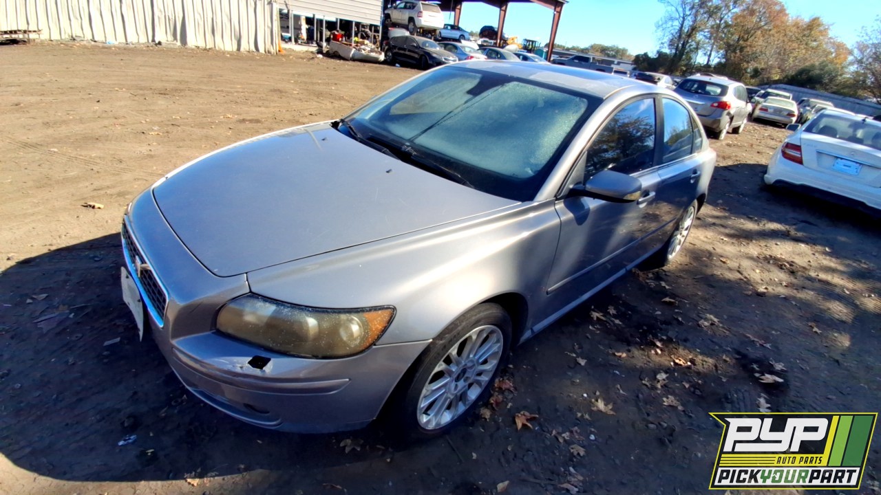 2004 VOLVO S40 available for parts