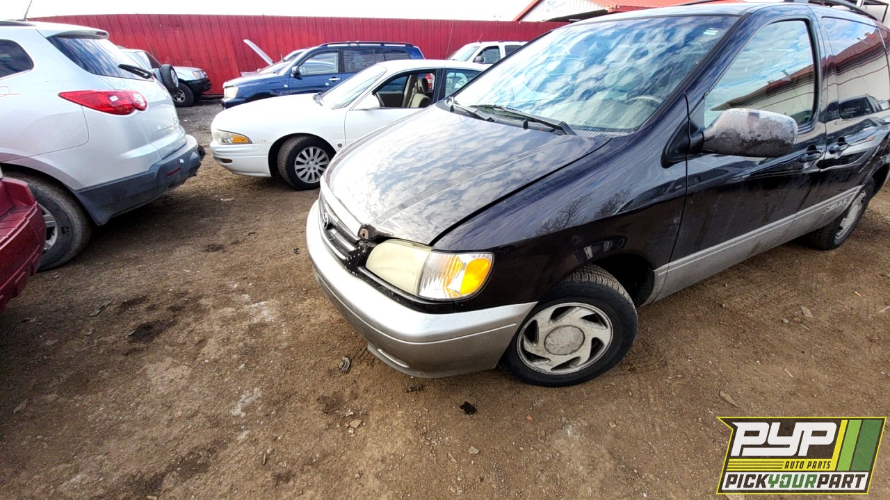 2003 TOYOTA SIENNA available for parts