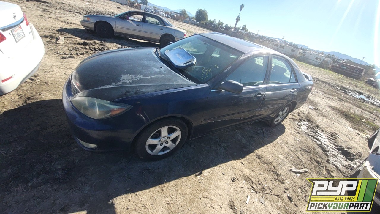 2003 TOYOTA CAMRY partes disponibles
