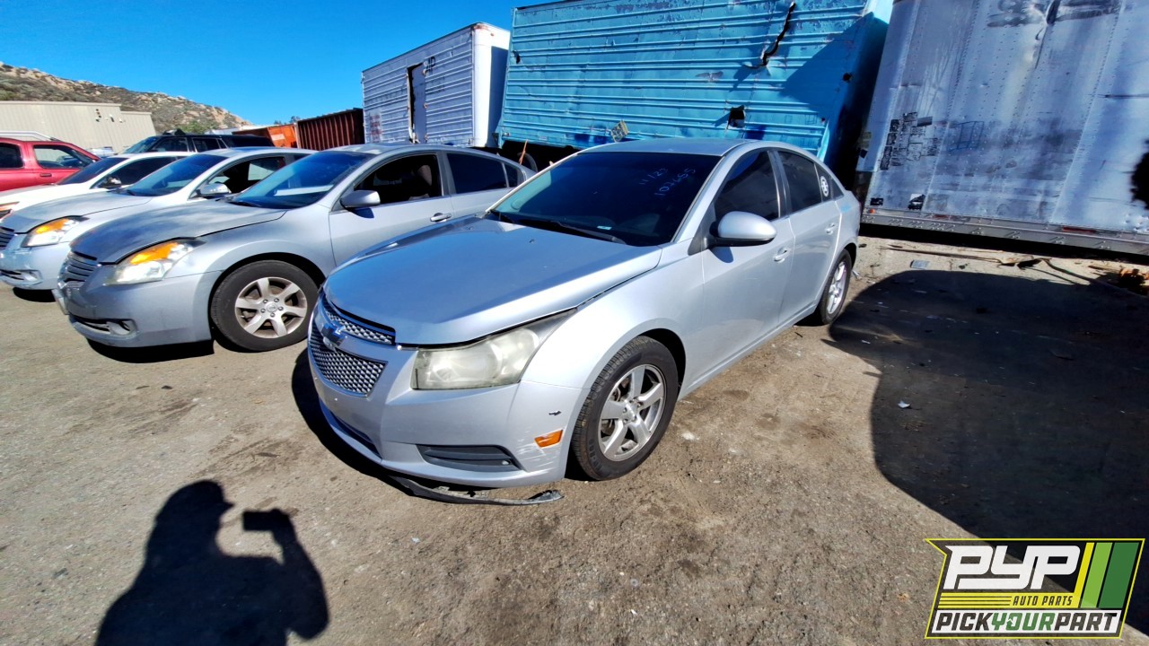 2013 CHEVROLET CRUZE partes disponibles