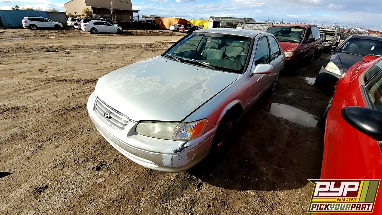 2001 TOYOTA CAMRY available for parts