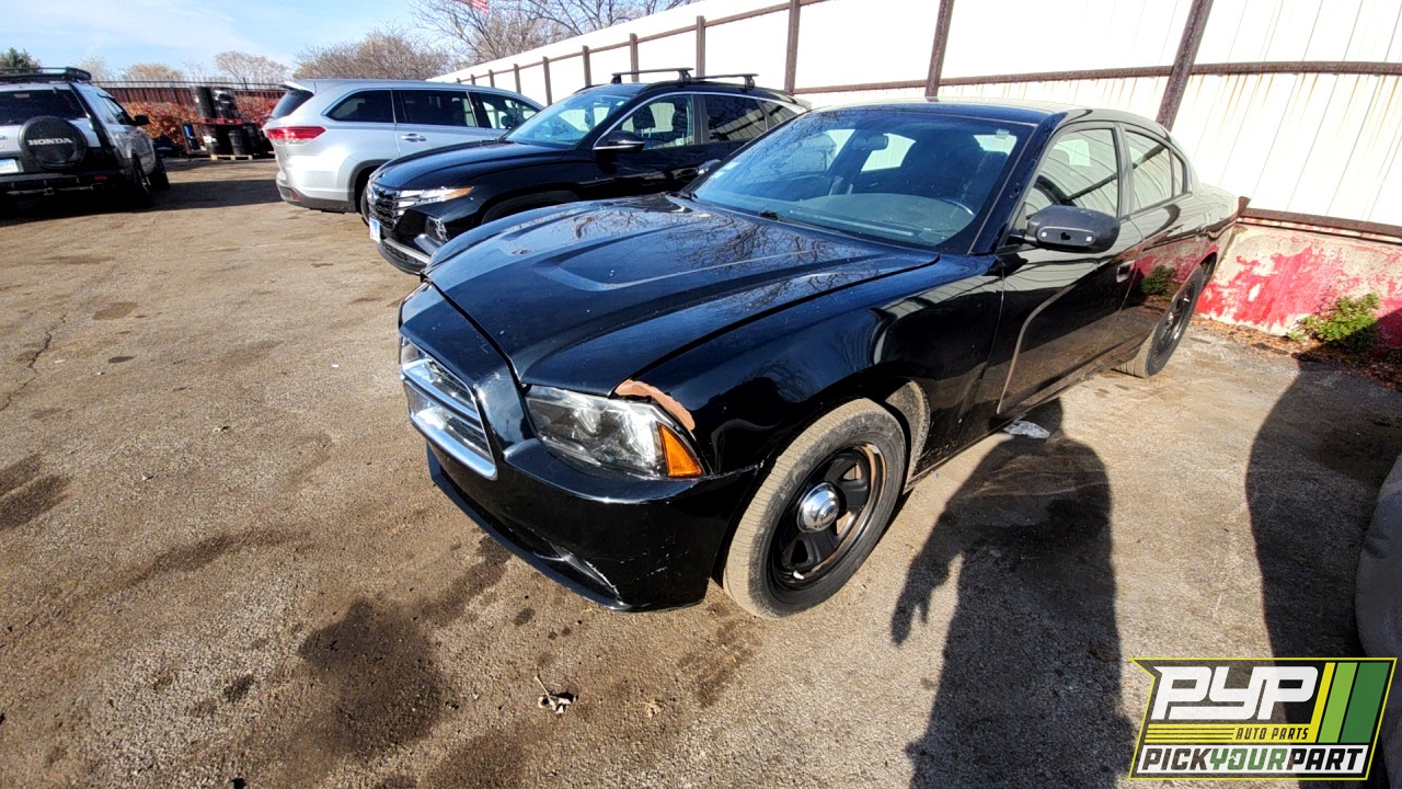 2014 DODGE CHARGER partes disponibles