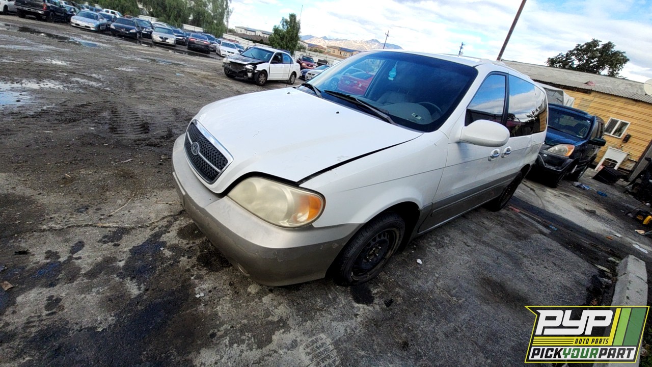 2004 KIA SEDONA available for parts