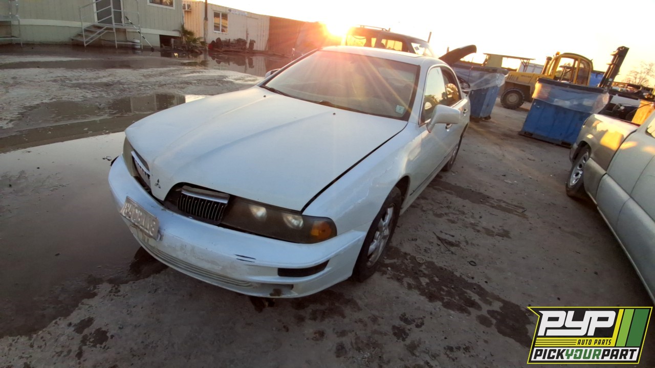 2003 MITSUBISHI DIAMANTE partes disponibles