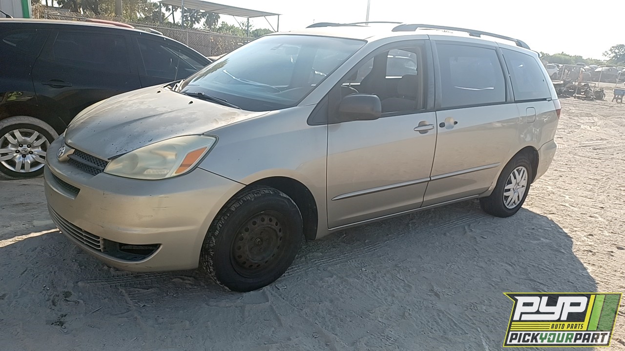 2004 TOYOTA SIENNA partes disponibles