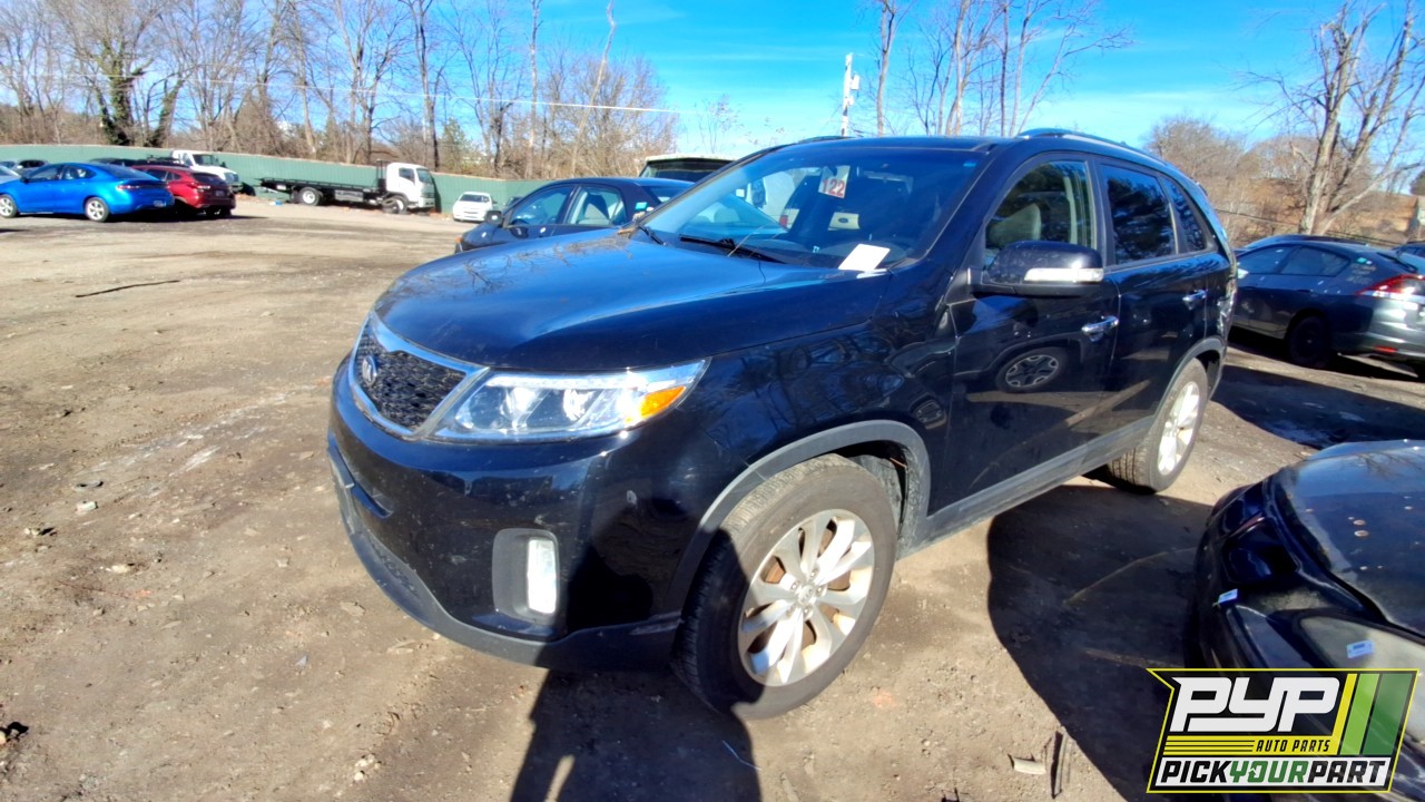 2014 KIA SORENTO available for parts