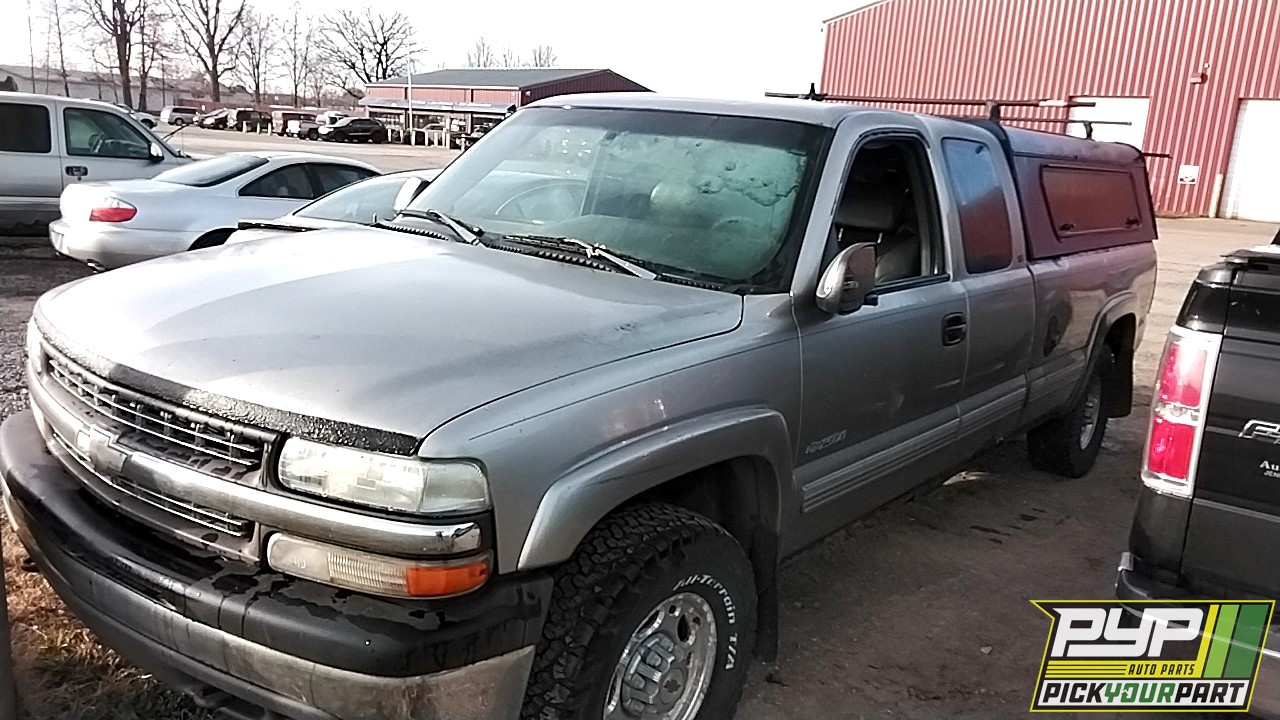 2000 CHEVROLET SILVERADO 2500 available for parts
