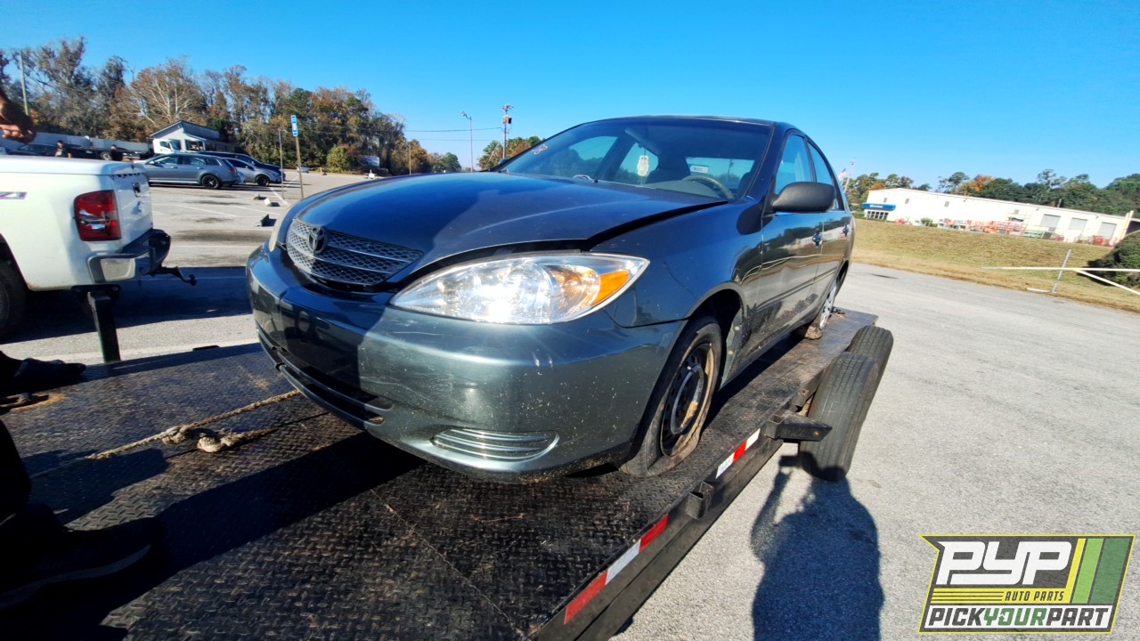 2004 TOYOTA CAMRY partes disponibles