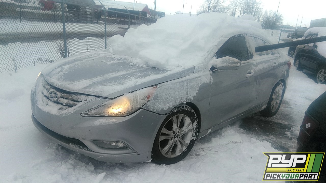 2011 HYUNDAI SONATA available for parts