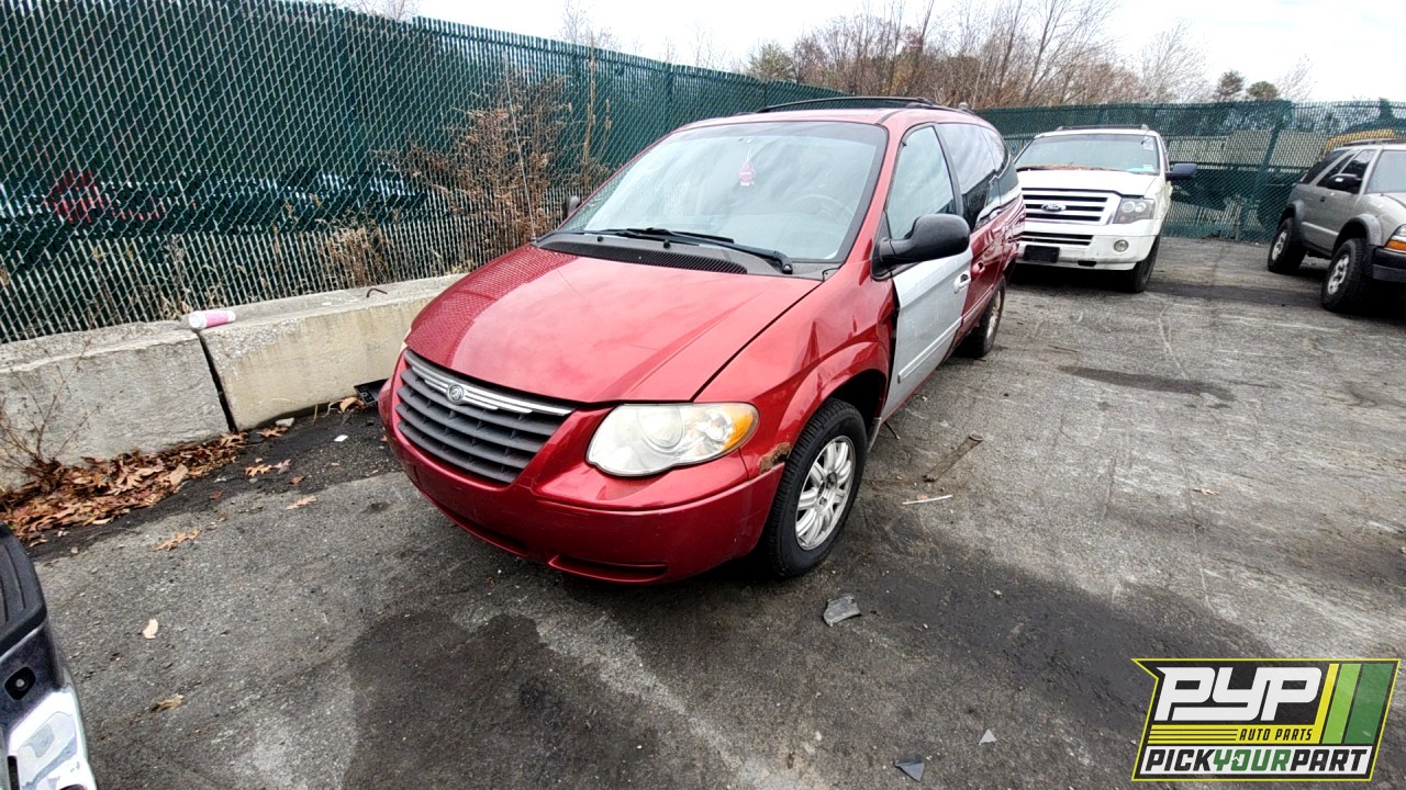 2006 CHRYSLER TOWN & COUNTRY partes disponibles