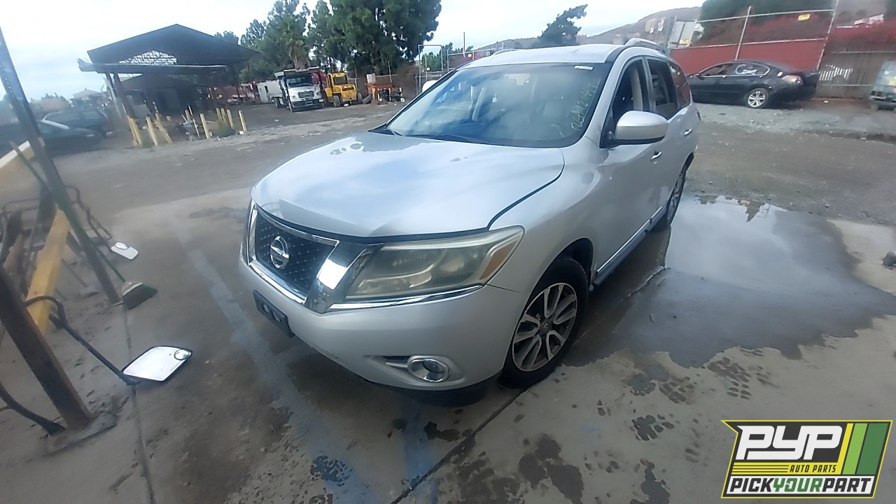 2013 NISSAN PATHFINDER partes disponibles