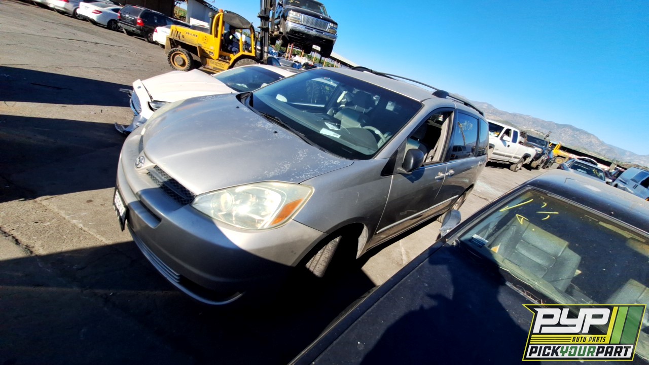 2004 TOYOTA SIENNA available for parts