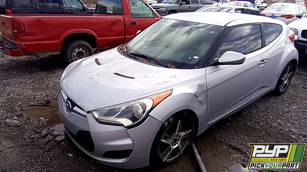 2012 HYUNDAI VELOSTER partes disponibles