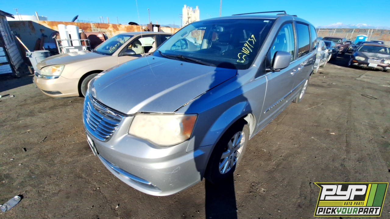 2014 CHRYSLER TOWN & COUNTRY partes disponibles