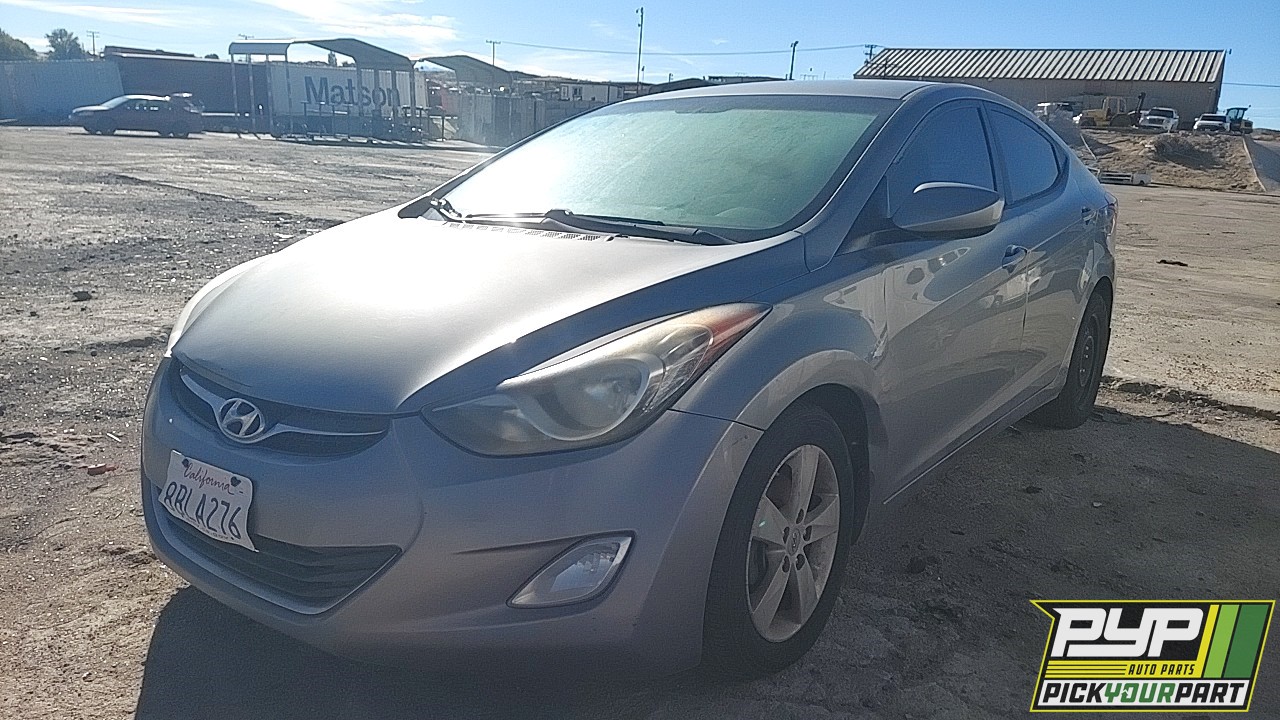 2013 HYUNDAI ELANTRA partes disponibles