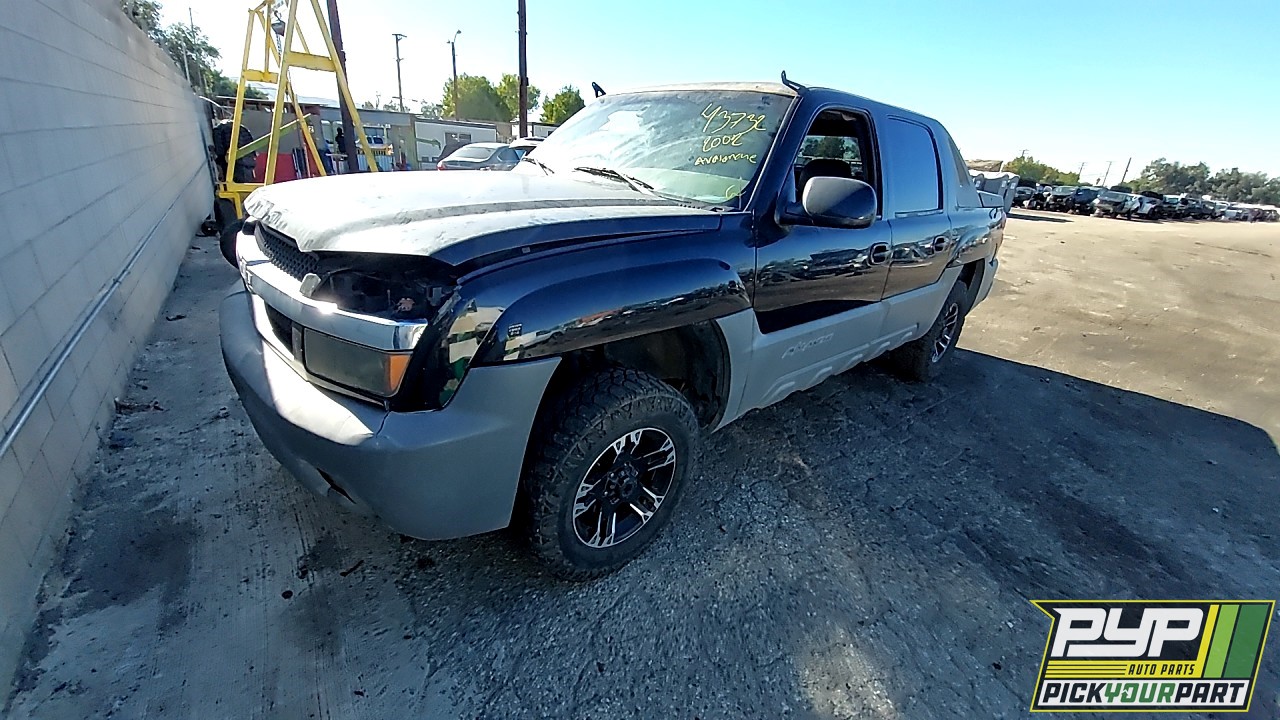 2002 CHEVROLET AVALANCHE 1500 available for parts