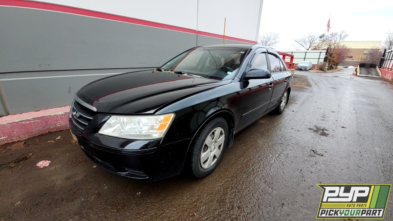 2010 HYUNDAI SONATA available for parts